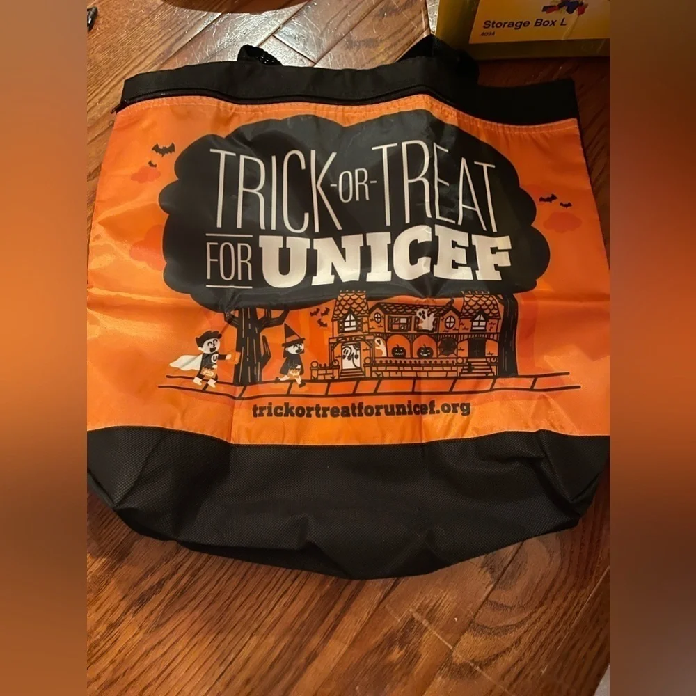 TRICK OR TREAT FOR UNICEF reusable Halloween tote bag